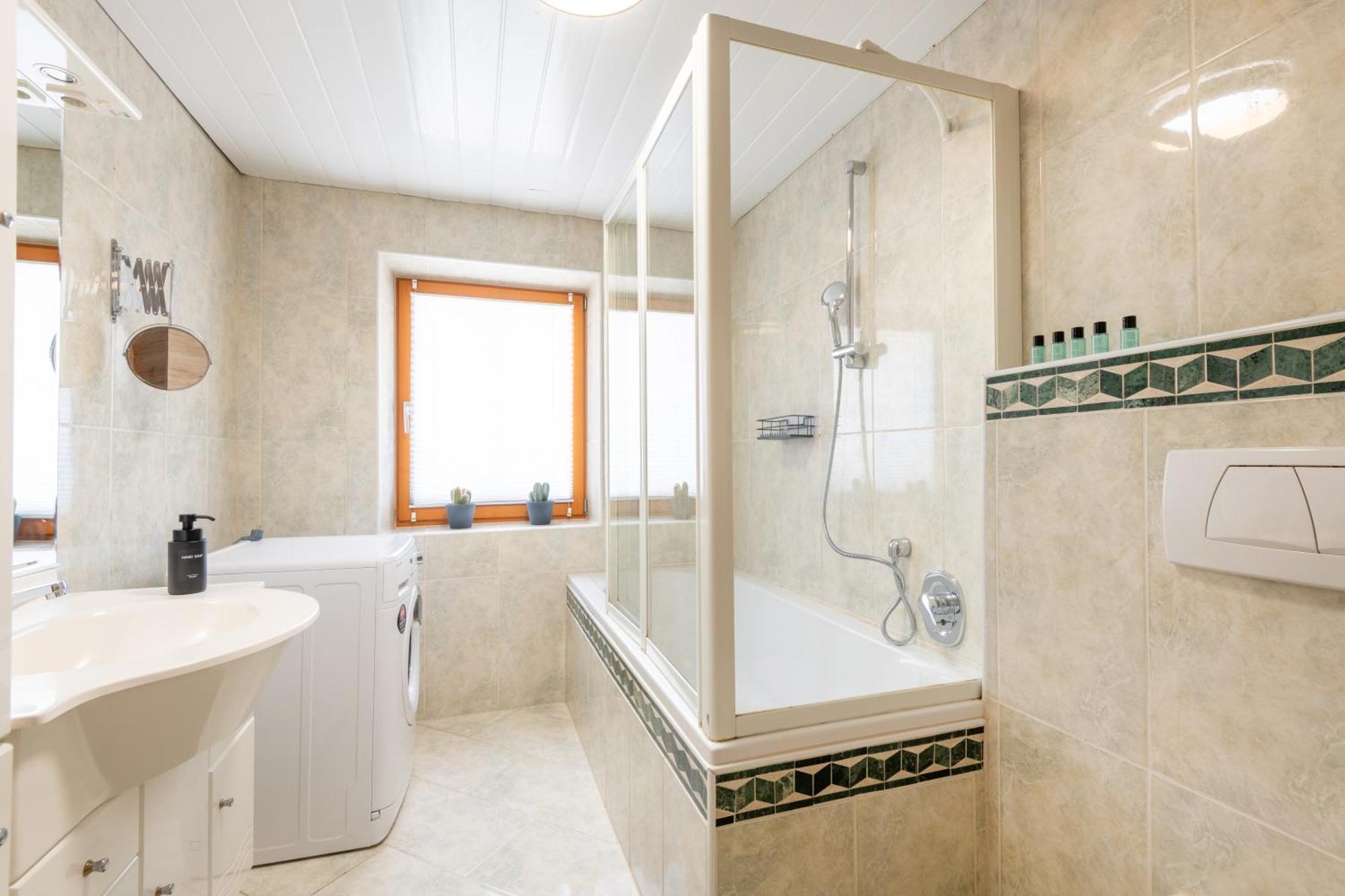 Apartmenthaus Achener Hof ايروالد المظهر الخارجي الصورة